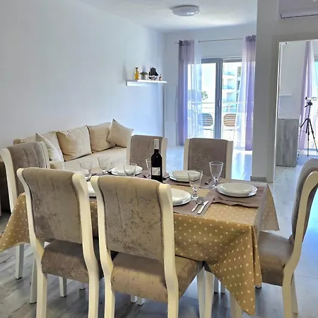 In 070 - Happy Lägenhet