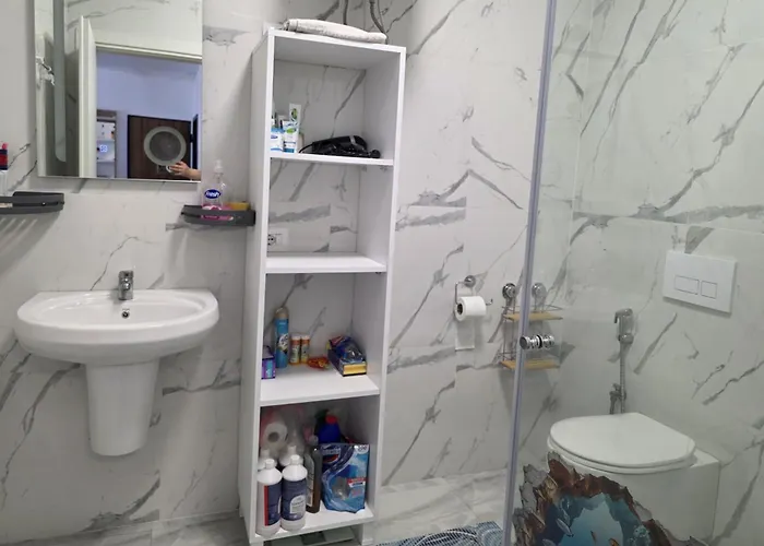 In 070 - Happy * Golem (Tirana)